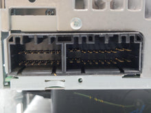 Load image into Gallery viewer, RADIO Honda Pilot 2003 03 2004 04 2005 05 AM FM CD LX - NW137745
