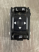 Load image into Gallery viewer, DRIVERS MASTER WINDOW SWITCH Legacy Baja 2000 00 01 2002 02 2003 03 04 - NW57527
