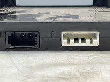 Load image into Gallery viewer, Radio Controls Land Rover LR2 2008 08 2009 09 2010 10 2011 11 - NW139384
