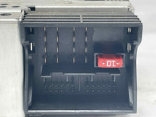 Load image into Gallery viewer, RADIO Mini Cooper 04 05 06 07 08 AM FM CD - NW136549
