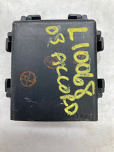 Load image into Gallery viewer, CRUISE CONTROL COMPUTER HONDA ACCORD AUTO 03 04 05 - NW32502
