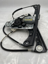 Load image into Gallery viewer, FRONT DOOR WINDOW REGULATOR C230 C240 C32 C320 02 03 04 Right - NW81065
