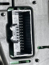 Load image into Gallery viewer, Speedometer Cluster Lincoln MKZ 2010 - NW159181
