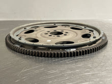 Load image into Gallery viewer, FLYWHEEL ALTIMA MAXIMA 2004 05 06 AUTO - NW78551
