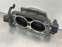 Load image into Gallery viewer, Throttle Body Lincoln Navigator 1999 - NW516000
