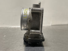 Load image into Gallery viewer, THROTTLE BODY Camry ES330 Sienna 2003 03 04 05 06 07 V6 - NW178610
