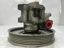 Load image into Gallery viewer, POWER STEERING PUMP AUDI A4 PASSAT 97 98 99 00 01 02 03 - NW162975
