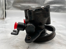 Load image into Gallery viewer, POWER STEERING PUMP INFINITI I30 MAXIMA 95 96 97 - 04 - NW163327

