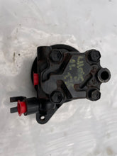 Load image into Gallery viewer, POWER STEERING PUMP INFINITI I30 MAXIMA 95 96 97 - 04 - NW163327
