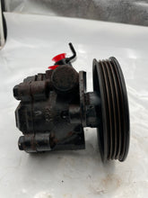 Load image into Gallery viewer, POWER STEERING PUMP INFINITI I30 MAXIMA 95 96 97 - 04 - NW163327
