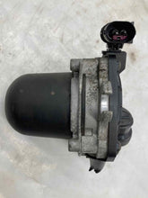 Load image into Gallery viewer, AIR INJECTION PUMP SMOG BMW 128i 2008 08 2009 09 10 11 12 Coupe Convertible - NW8037
