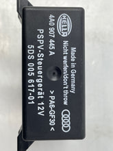 Load image into Gallery viewer, MIRROR MEMORY MODULE Audi A6 S8 A6 98 99 00 01 02 - 05 - NW28570
