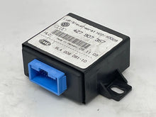 Load image into Gallery viewer, RANGE CONTROL COMPUTER Audi A4 A8 S4 S8 2001 01 - 06 - NW28571
