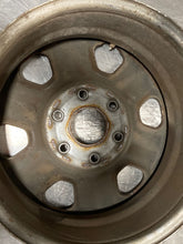 Load image into Gallery viewer, WHEEL Nissan Titan 2004 04 2005 05 2006 06 2007 07 17x7.5 6 Spoke - NW198431
