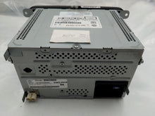 Load image into Gallery viewer, CD MP3 RADIO Volkswagen Tiguan 09 10 11 12 13 14 - NW140225
