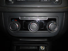 Load image into Gallery viewer, TEMPERATURE CONTROLS Golf Tiguan 2012 12 2013 13 2014 14 - NW101627
