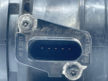 Load image into Gallery viewer, Mass Air Flow Sensor Meter MAF A3 A4 A5 A6 Q5 RS3 TT Beetle CC EOS 08-14 - NW5686
