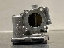 Load image into Gallery viewer, Throttle Body Chevrolet Volt 2013 - NW177359
