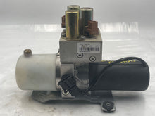 Load image into Gallery viewer, CONVERTIBLE TOP MOTOR Saab 9-3 04 05 06 07 08 09 10 - NW50243
