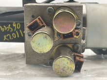 Load image into Gallery viewer, CONVERTIBLE TOP MOTOR Saab 9-3 04 05 06 07 08 09 10 - NW50243
