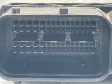 Load image into Gallery viewer, ECU ECM COMPUTER Volkswagen Touareg 2009 09 - NW62939

