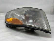 Load image into Gallery viewer, PARKLAMP Saab 9-3 1999 99 2000 00 2001 01 2002 02 2003 03 Right - NW83430
