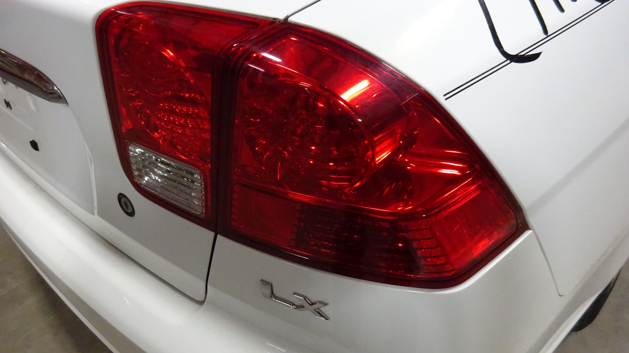 OUTER TAIL LIGHT LAMP Honda Civic 2003 03 2004 04 2005 05 OUTER TAIL LIGHT LAMP Honda Civic 2003 03 2004 04 2005 05