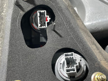 Load image into Gallery viewer, OUTER TAIL LIGHT LAMP Honda Civic 2003 03 2004 04 2005 05 Left - NW181192
