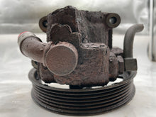Load image into Gallery viewer, Power Steering Pump  EXPEDITION 2008 - NW162732
