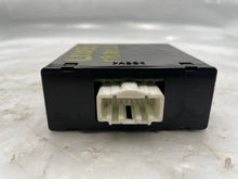 Load image into Gallery viewer, TRANSFER CASE CONTROL MODULE COMPUTER Escape Mariner 2009 09 - NW27931
