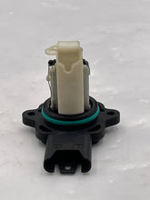 Load image into Gallery viewer, Mass Air Flow Sensor Meter MAF 323i 325ci 325i 330ci 330i 04-08 - NW309599

