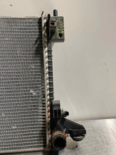 Load image into Gallery viewer, RADIATOR Cadillac ELR Chevrolet Volt 11 12 13 14 15 16 - NW131611
