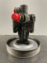 Load image into Gallery viewer, POWER STEERING PUMP Audi A6 1992 92 93 94 95 96 97 98 - NW163017
