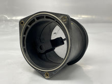 Load image into Gallery viewer, Mass Air Flow Sensor Meter Maf Cadillac Deville 1999 - NW4438
