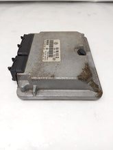 Load image into Gallery viewer, ECU ECM COMPUTER VW Beetle 1999 99 2.0L Cali - NW62668
