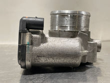 Load image into Gallery viewer, THROTTLE BODY Volkswagen Beetle Jetta Passat 2014 14 2015 15 - NW178698
