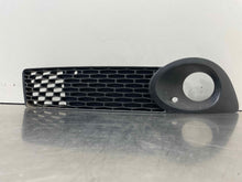 Load image into Gallery viewer, Grille  SAAB 9-5 2008 - NW98670
