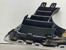Load image into Gallery viewer, Grille  SAAB 9-5 2008 - NW98672
