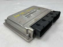 Load image into Gallery viewer, ECU ECM COMPUTER Audi A4 2001 01 2002 02 - NW58756
