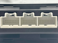 Load image into Gallery viewer, FRONT TEMPERATURE CONTROLS Cadillac STS 08 09 10 11 - NW98947
