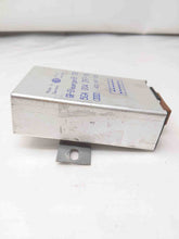 Load image into Gallery viewer, CRUISE CONTROL COMPUTER Audi A4 A6 A8 Passat 96 - 01 02 - NW28434
