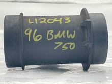 Load image into Gallery viewer, Mass Air Flow Sensor Meter MAF 318i 318ic 318ti 750il Z3 95-01 - NW4883
