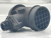 Load image into Gallery viewer, Mass Air Flow Sensor Meter MAF 318i 318ic 318ti 750il Z3 95-01 - NW4883
