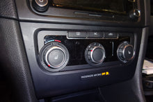 Load image into Gallery viewer, FRONT TEMPERATURE CONTROLS Volkswagen Jetta 11 12 13 14  Manual - NW101589
