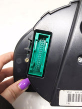 Load image into Gallery viewer, SPEEDOMETER CLUSTER Passat 2004 04 2005 05 - NW162194
