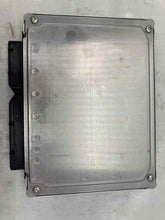 Load image into Gallery viewer, ECU ECM COMPUTER VW Passat 2004 04 2005 05 1.8 - NW62814
