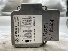 Load image into Gallery viewer, Air Bag computer Passat 2004 04 2005 05 - NW38791
