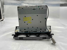 Load image into Gallery viewer, RADIO Subaru Legacy 2005 05 AM/FM/CD - NW139771
