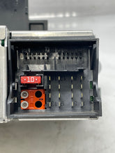 Load image into Gallery viewer, Radio Mini Cooper 2007 07 2008 08 2009 09 Am Fm Stereo CD Hatchback - NW136539
