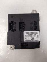 Load image into Gallery viewer, BODY CONTROL MODULE BCM COMPUTER CLS500 CLS55 E280 E320 E350 E550 06-07 - NW35050
